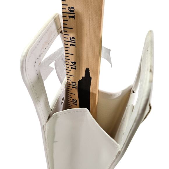 Sunwest Bank Promo Bottle Carrier - White Tote Bag - Faux Leather + Snap Closure - Picture 5 of 12